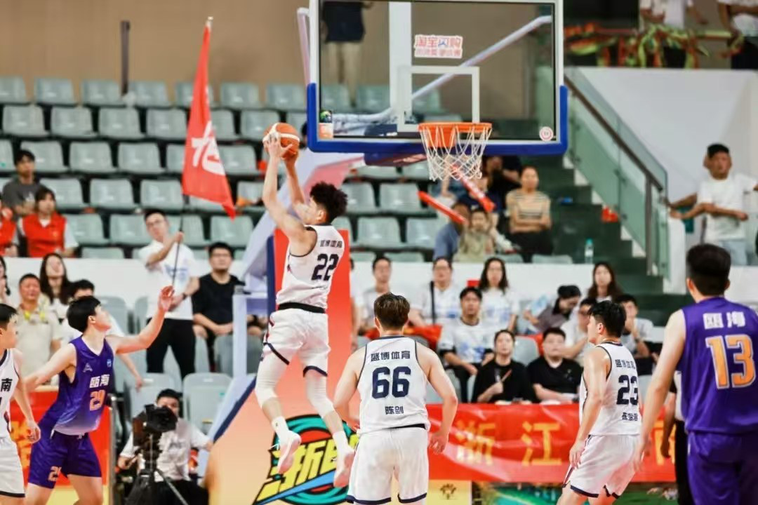 关于浙江队迎荷甲关键赛；赛后扳平良机；话题不断；身体对抗强度拉满的信息