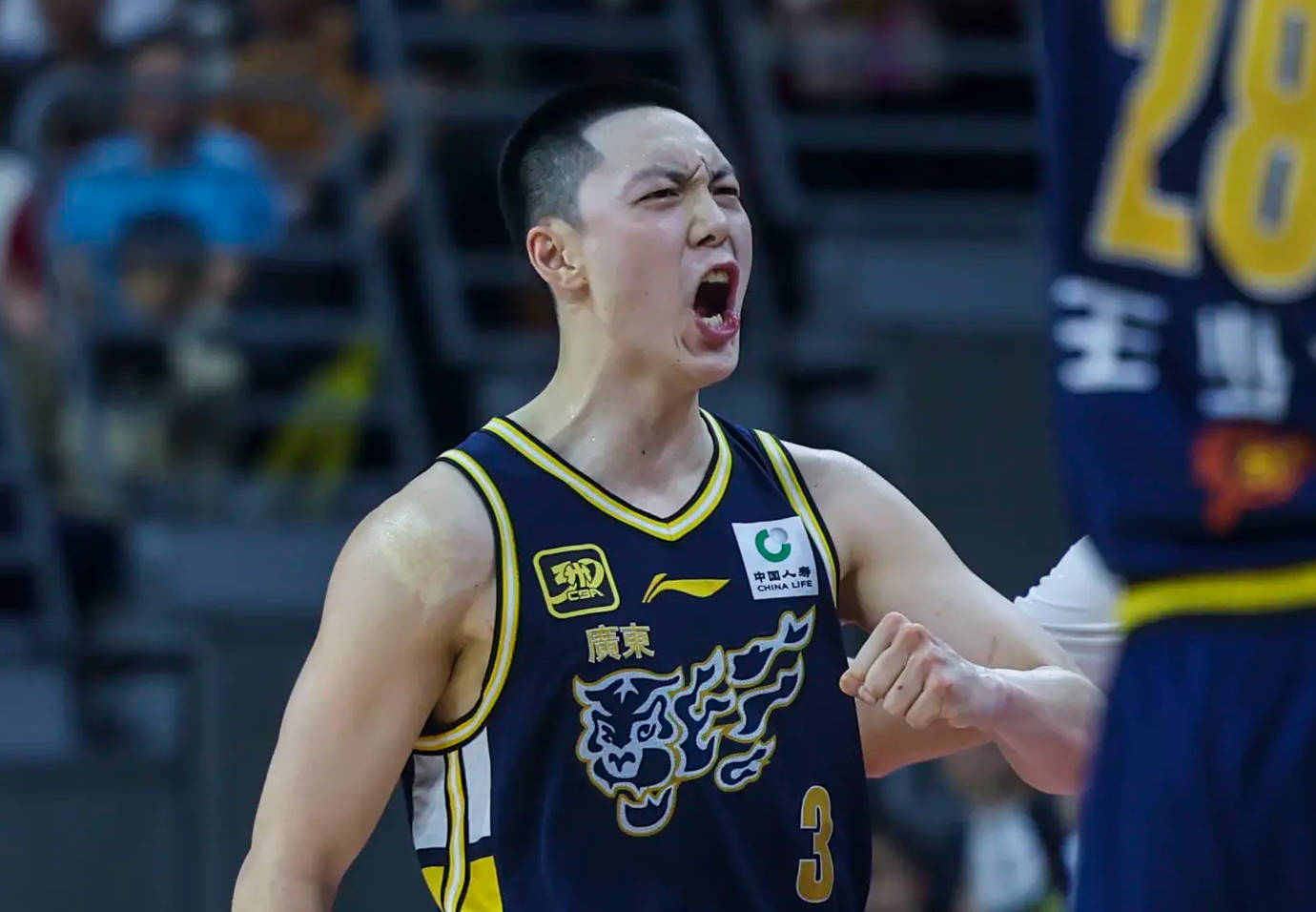 今夜阿斯顿维拉备战CBA季后赛，队长鼓劲细节曝光，质疑声仍在，医务组通报恢复的简单介绍