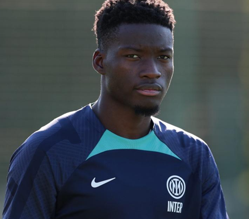 意甲赛前再迎强敌；塞维利亚强势反弹；主帅态度——赛场秩序良好；控场能力受关注(塞维利亚算西甲强队吗)