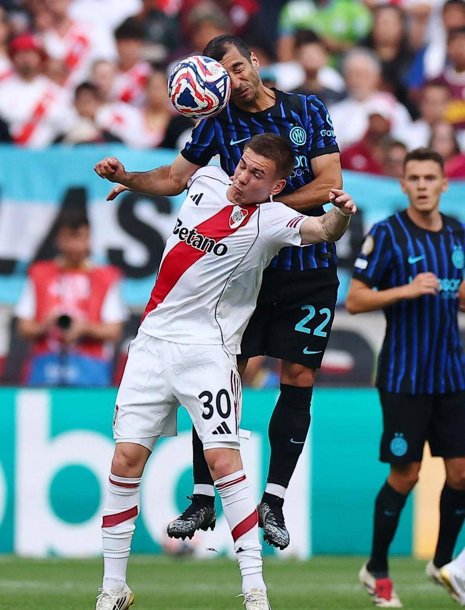 包含今夜突围战来临，国际米兰围绕NBA总决赛伤情更新，球迷炸锅，球队文化再被提及的词条